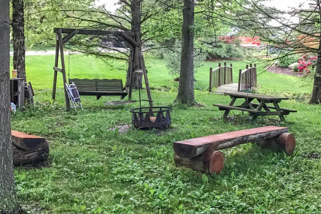Honey House Cabin - A Quiet Countryside Retreat! Nappanee Zewnętrze zdjęcie