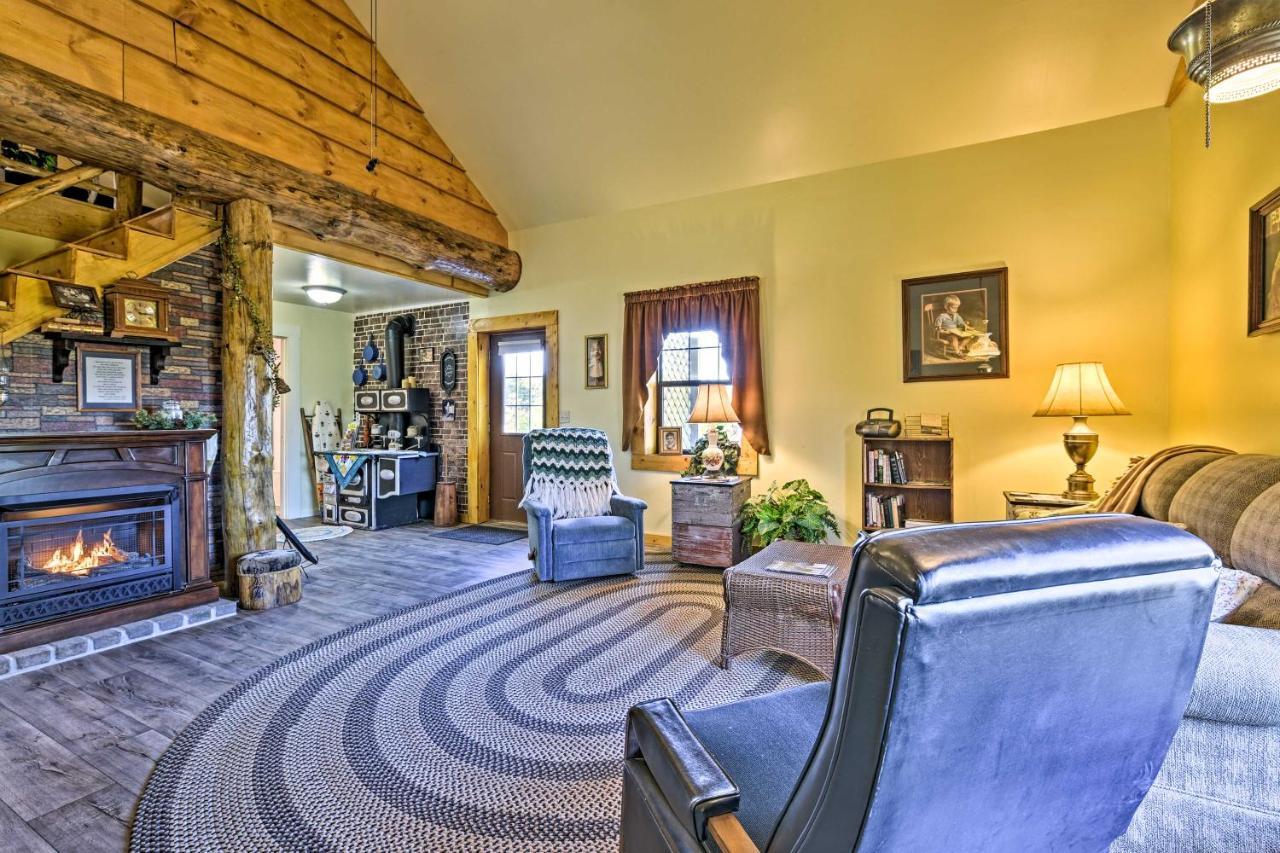 Honey House Cabin - A Quiet Countryside Retreat! Nappanee Zewnętrze zdjęcie
