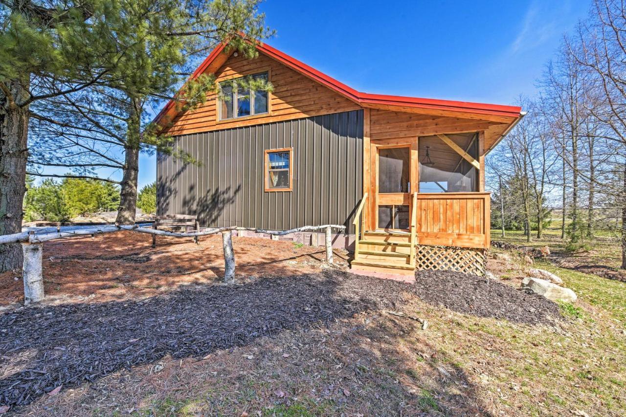 Honey House Cabin - A Quiet Countryside Retreat! Nappanee Zewnętrze zdjęcie