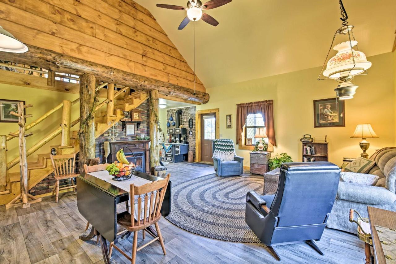 Honey House Cabin - A Quiet Countryside Retreat! Nappanee Zewnętrze zdjęcie